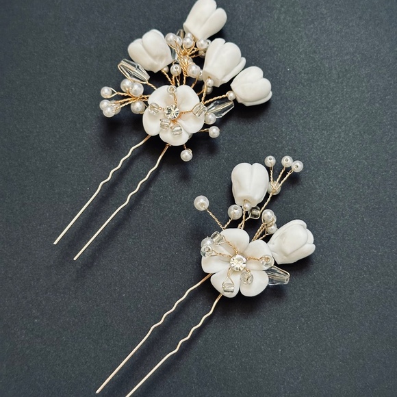 Floral Bridal Headpiece with Porcelain Flowers Set Gold Wedding Vine Hair Comb - Picture 4 of 4